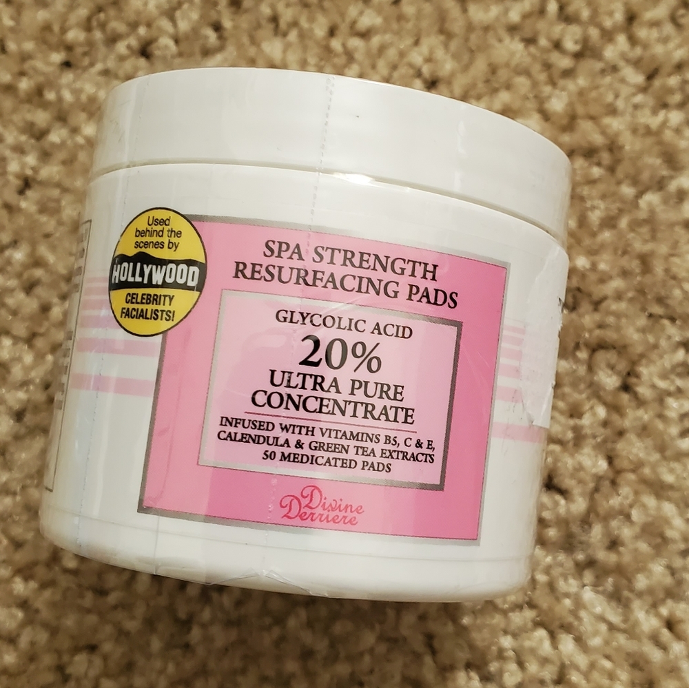 SOLD**Divine Derriere Resurfacing Pads
